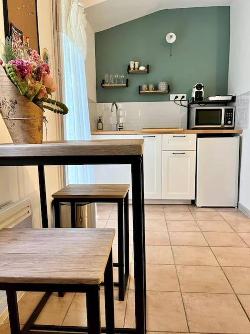 Aix-En-Provence, Cosy Studio Proche Toutes Commodites, Linges Fournis Екстериор снимка