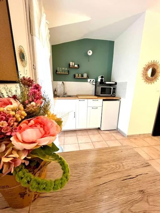 Aix-En-Provence, Cosy Studio Proche Toutes Commodites, Linges Fournis Екстериор снимка