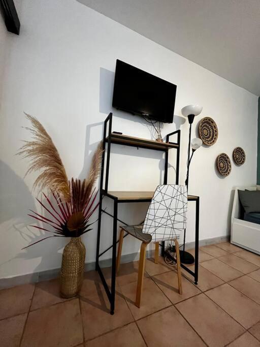 Aix-En-Provence, Cosy Studio Proche Toutes Commodites, Linges Fournis Екстериор снимка