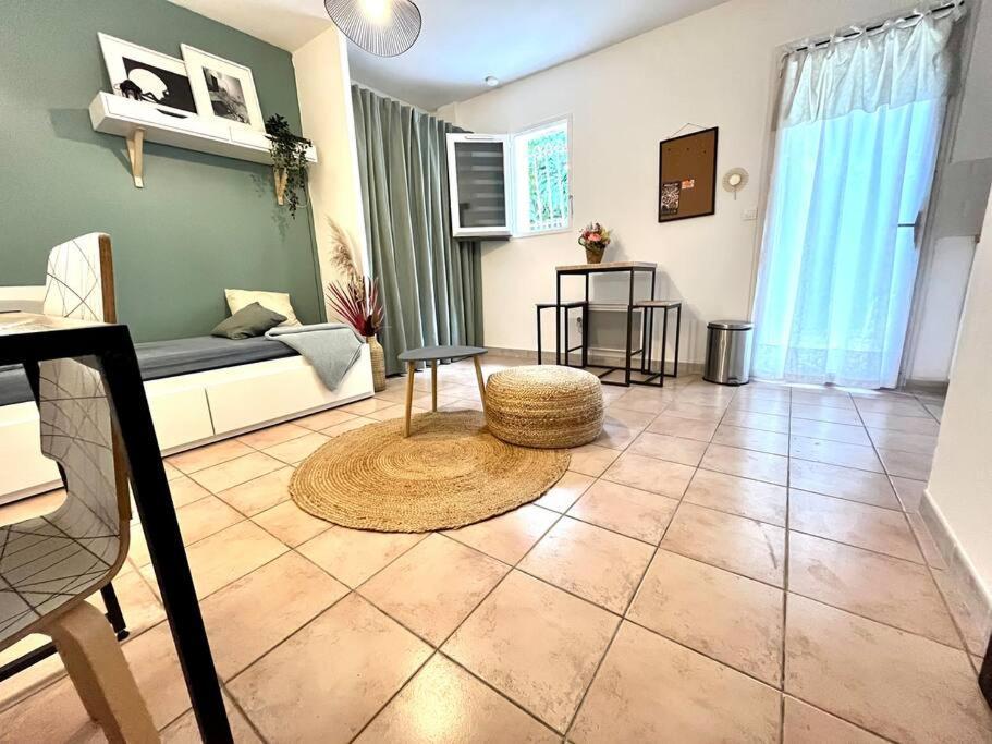 Aix-En-Provence, Cosy Studio Proche Toutes Commodites, Linges Fournis Екстериор снимка